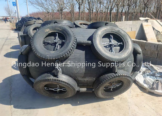 Kalite Uzun Raf Ömrü 24 Ay 80kpa Yüzer Pnömatik Deniz Kauçuk Çamurluk Tasarımı Kullanım Ömrü 10 Yıl Fabrika