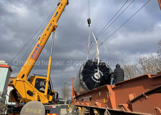 Kalite Rıhtım Süspansiyon İçi Yüksek Yoğunluklu Köpük Köpük Dolgulu Çamurluk Hafif Ağırlık 2.5 * 4.1m Fabrika