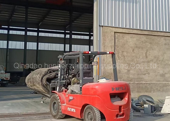 Kalite Gemi Başlatma İçin DNV Sertifikası 1.8x12m Pnömatik Deniz Kauçuk Hava Yastıkları Fabrika