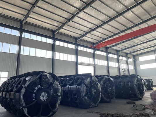 Kalite 70kg/M³ Yoğunluk Köpük Dolgulu Zincir Lastikli Çamurluk Net 19mm Poliürea Kalınlığı Fabrika