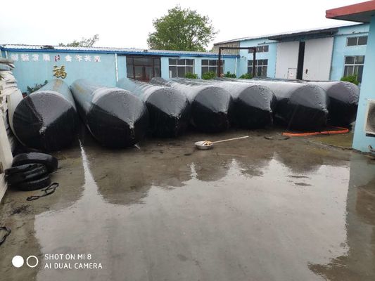 Kalite Yüzen şişilebilir kauçuk balon dok gemi fırlatma deniz hava yastıkları Fabrika