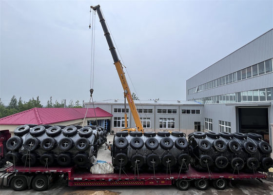 Kalite Renkli Polyurethane Eva Fender / Hot Galvanize Zincirler ve Flange ile köpükle dolu Fender Fabrika