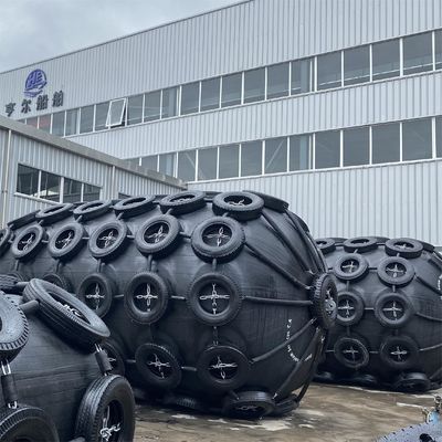 Kalite Two-year Warranty Pneumatic Rubber Fender 2.5*5.5M For Vessel Berthing Fabrika