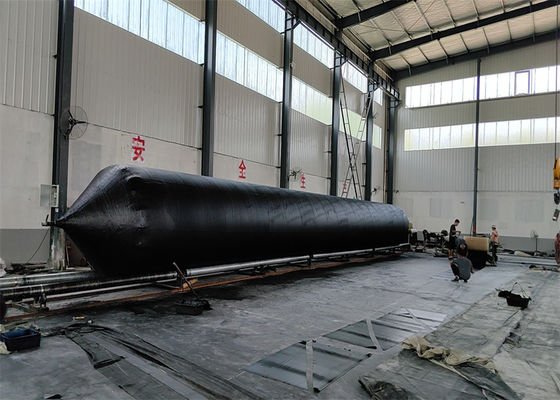 Kalite 4 ila 12 katmanlı deniz lastik hava yastığı, deniz gemisinin fırlatılması ve kurtarılması için tasarlanmıştır, tutarlı güvenilirlik sağlar Fabrika