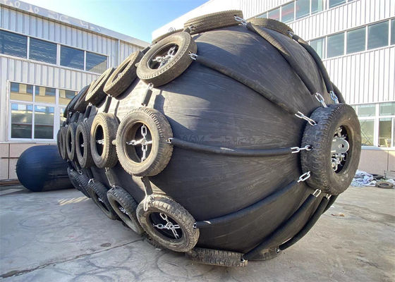 Kalite Yokohama Tipi STS STD Pnömatik Kauçuk Fender Lastik Ağıyla Deniz Fender Fabrika