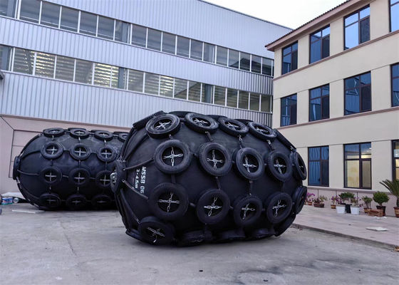 Kalite Yokohama Tipi Şişme Kauçuk Fender Deniz Gemi Liman Fender Fabrika