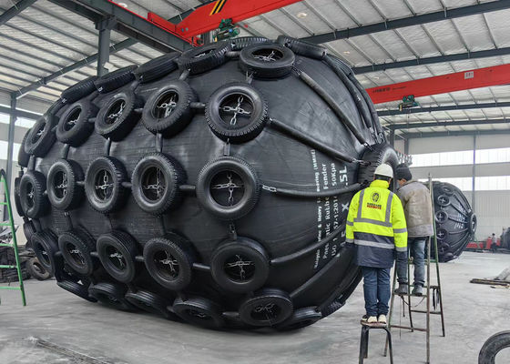 Kalite Pnömatik deniz koruyucu Yokohama Zincirli doğal kauçuklu şişme koruyucu Fabrika