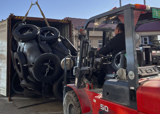 Kalite Denizli Kauçuk Yüzen Büyük Boyutlu Liman Gemisi Pnömatik Fender Fabrika