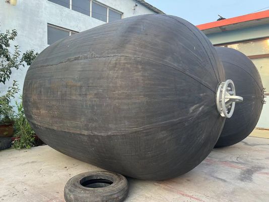 Kalite Yüksek Performanslı Siyah Denizci Pnömatik Fender Dock Yüzen Fabrika