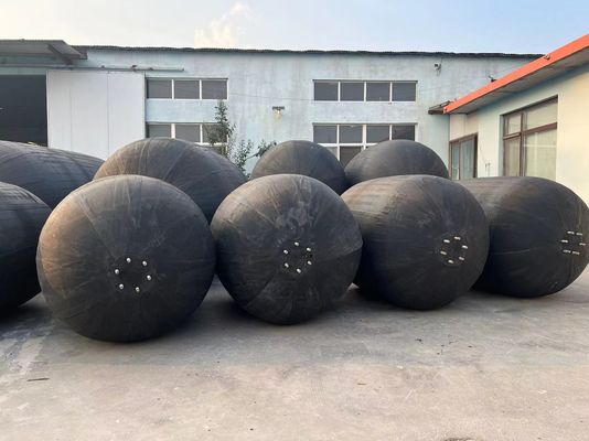Kalite Yokohama Marine Fenders Kauçuk ve SS Gemi ve Deniz Limanları için İyi Korozyon Direnci Fabrika