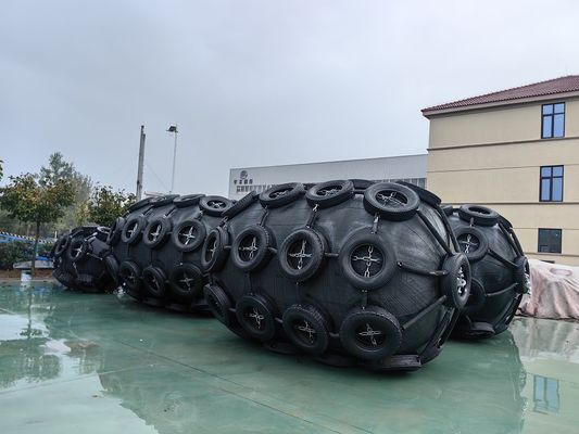Kalite Güvenlik Valfi İçeri Alınmış Rıhtım Koruması Pnömatik Fender Optimal Koruma İçin Fabrika