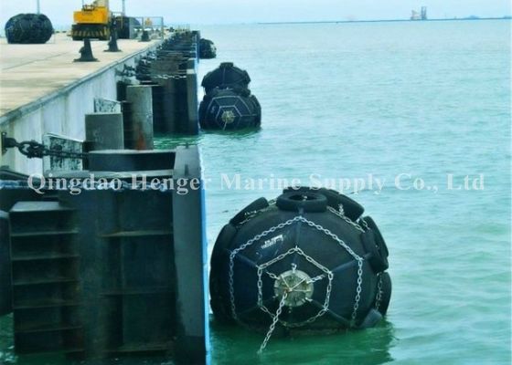 Kalite Gemi için ISO17357 Sertifika 80KPa İyi Hava Sıkılık Deniz Yüzer Çamurluk Dock Fabrika