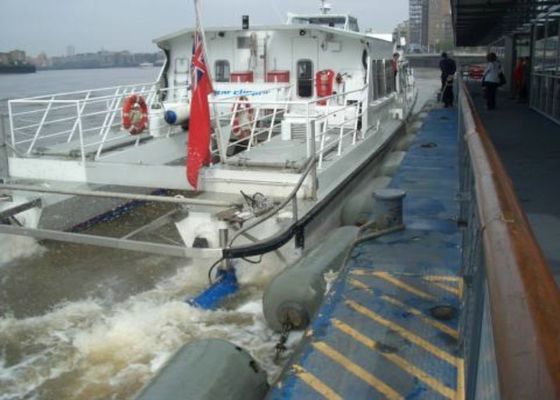 Kalite Çok Renkli Opsiyonlu Köpük Dolgulu Çamurluk Lastiği ve Zinciri Korumalı Kol Fabrika