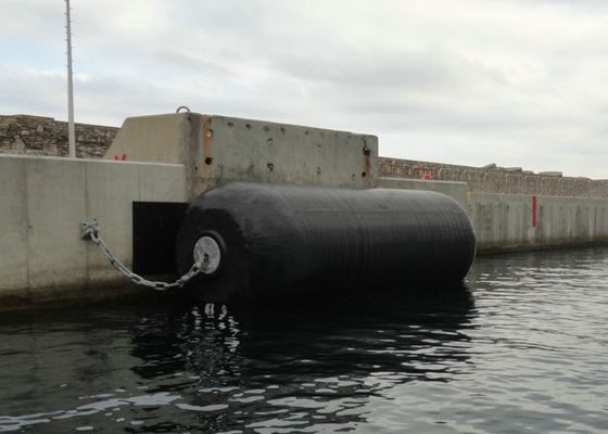 Kalite Tuna Tekneleri İçin Doğal Kauçuk Malzeme Köpüğü Dolgulu Çamurluk EVA Şamandırası Fabrika