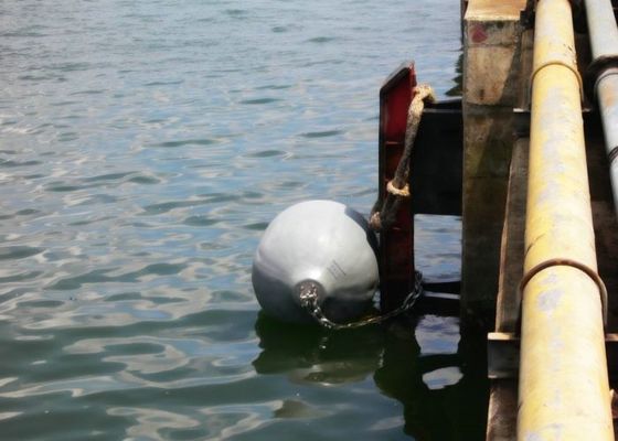Kalite Yüksek Basınçlı Yüzen Hidro Pnömatik Çamurluk, Parlak Renkler Şişme Dock Çamurluklar Fabrika
