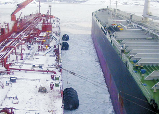 Kalite Tekne Pnömatik Deniz Çamurluk İyi Performans Yağ Tankeri / Corvette Gemisi Fabrika