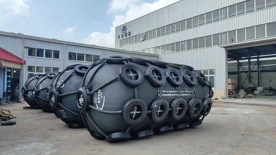 Kalite OEM Yaşlanma Karşıtı Çamurluk Pnömatik Rıhtım Gemi Koruması Fabrika