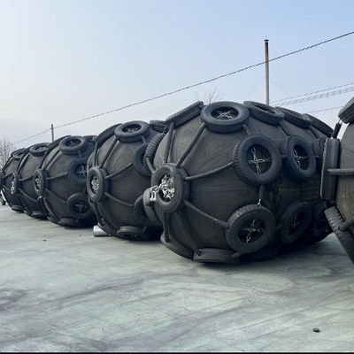 Kalite ISO 17357 Certified Natural Rubber Pneumatic Fender with 50Kpa Working Pressure for Marine Safety Fabrika