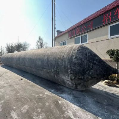 Kalite Özel Deniz Kauçuk Hava Yastığı Hayat Süresi 10-15 Yıl Gemi Başlatma ve Ağır Deniz Yükseltme Görevleri için Uygun Fabrika