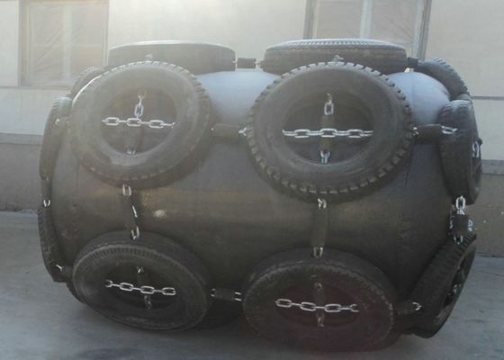 Kalite Yüksek Performanslı Deniz Yüzer Çamurluklar köpük Dolgulu Tekne Çamurlukları Fabrika