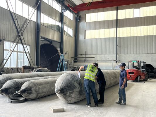 Kalite Marine Rubber Airbag with Rapid Inflation Manifold for Simultaneous Multi Unit Operation in 0.8-3 M Diameter Fabrika