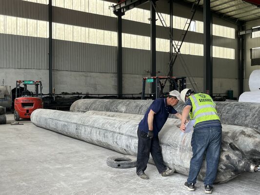 Kalite Marine Rubber Airbag with Stainless Steel Mounting Hardware for Corrosion Free Installation Fabrika