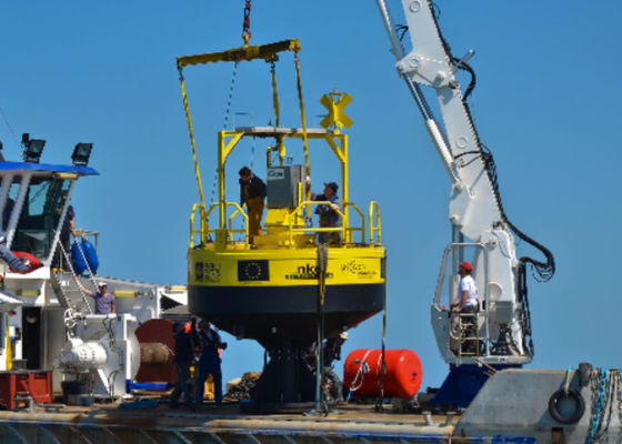 Kalite Nehir Aids Navigasyon Deniz Navigasyon Şamandıralar Parlak Renk Çevre Dostu Fabrika