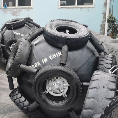 Kalite Tekne Tipi Kauçuk Çamurluk Yüzer Şişme Kauçuk Deniz Çamurlukları Fabrika