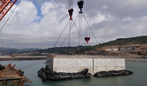 Kalite Batık Gemi Kurtarma Yüzer Yardımı için Şişme Deniz Kurtarma Hava Yastığı Fabrika