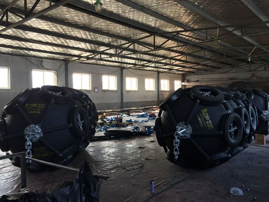 Kalite Pnömatik Kauçuk Deniz Dock Tamponları Çamurluklar Çarpışma Önleyici Fabrika
