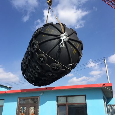 Kalite Nervürlü Yokohama Marine Kauçuk Çamurluk Marine Dock Köşe Tamponları Fabrika