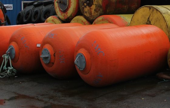 Kalite Deniz Katı EVA Köpük Dolgulu Çamurluk Yüzer İskele Silindirik Kauçuk Çamurluk Fabrika