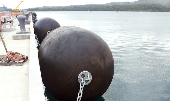 Kalite D153 Yokohama Kauçuk Çamurluklar Deniz Kauçuk Çamurluk Sistemleri Fabrika