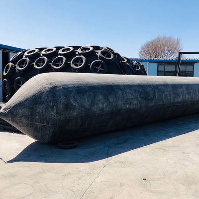Kalite D15 L12m 8 Katmanlı Gemi Deniz Kurtarma Hava Yastıklarını Başlatıyor Yüzen Kauçuk Deniz Hava Yastığı Fabrika