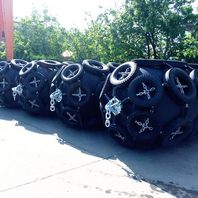 Kalite Ekstrüde Tekne Kanalı Büyük Pnömatik Deniz Çamurlukları Yokohama Fabrika