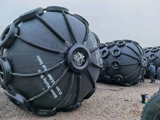 Kalite ISO 17357 Pnömatik Kauçuk Çamurluk / Yokohama Kauçuk Çamurluk Fabrika