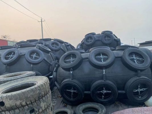 Kalite Pnömatik Yüzer Deniz Tamponu Yokohama Tekne Denizaltı Çamurluğu Fabrika