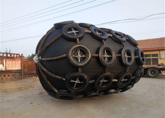 Kalite Rıhtım Gemi Koruması için ISO17357 Yüzer Yokohama Çamurluk Fabrika