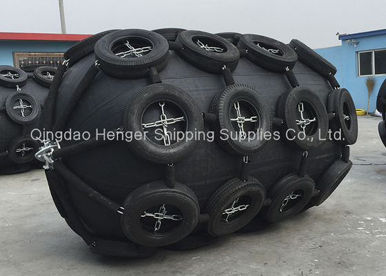 Kalite ISO 17357 Zincir ve Lastik Kaplı Pnömatik Kauçuk Çamurluk Deniz Çamurlukları Fabrika